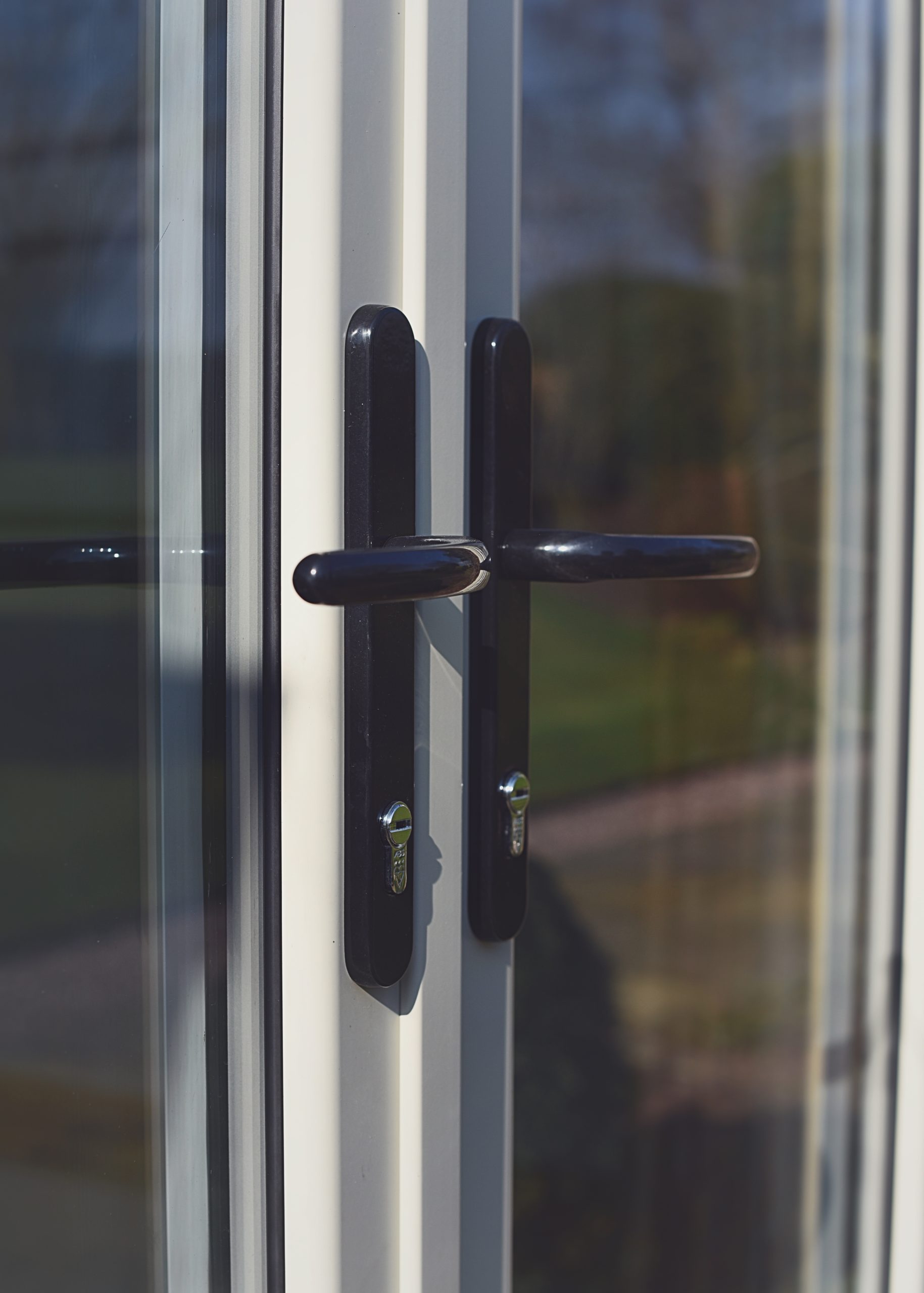 Quickslide aluminium door handles